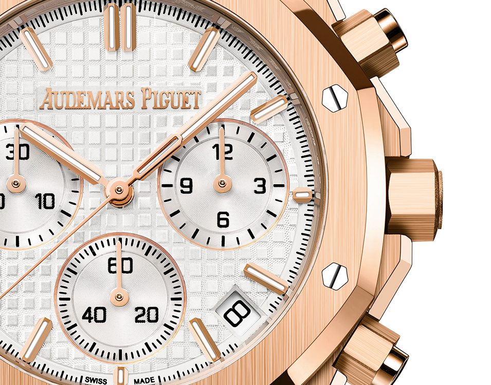 Pink Gold Silver-Toned Dial Chronograph 41mm M821375