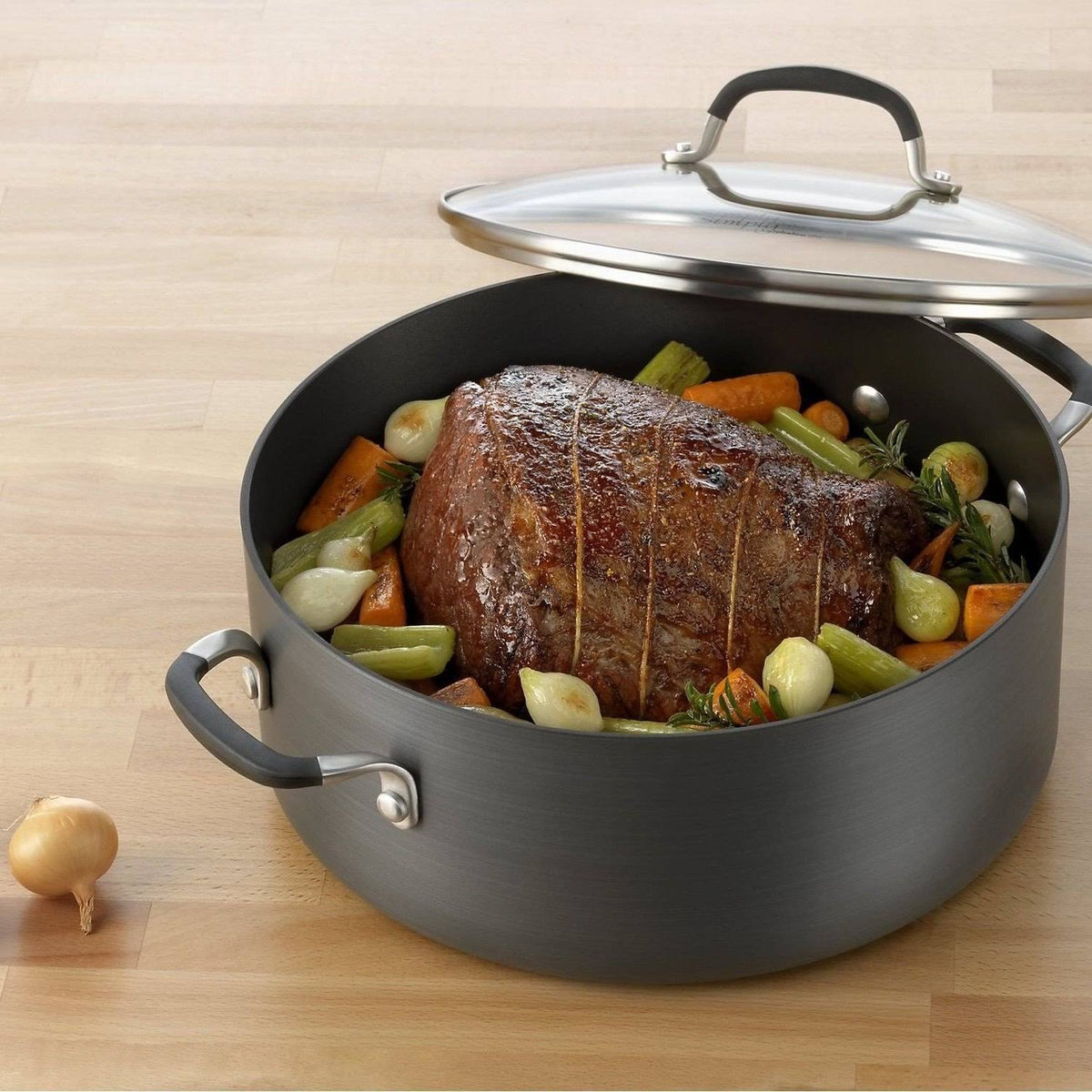 Nonstick 7-Qt. Dutch Oven & Cover J2310