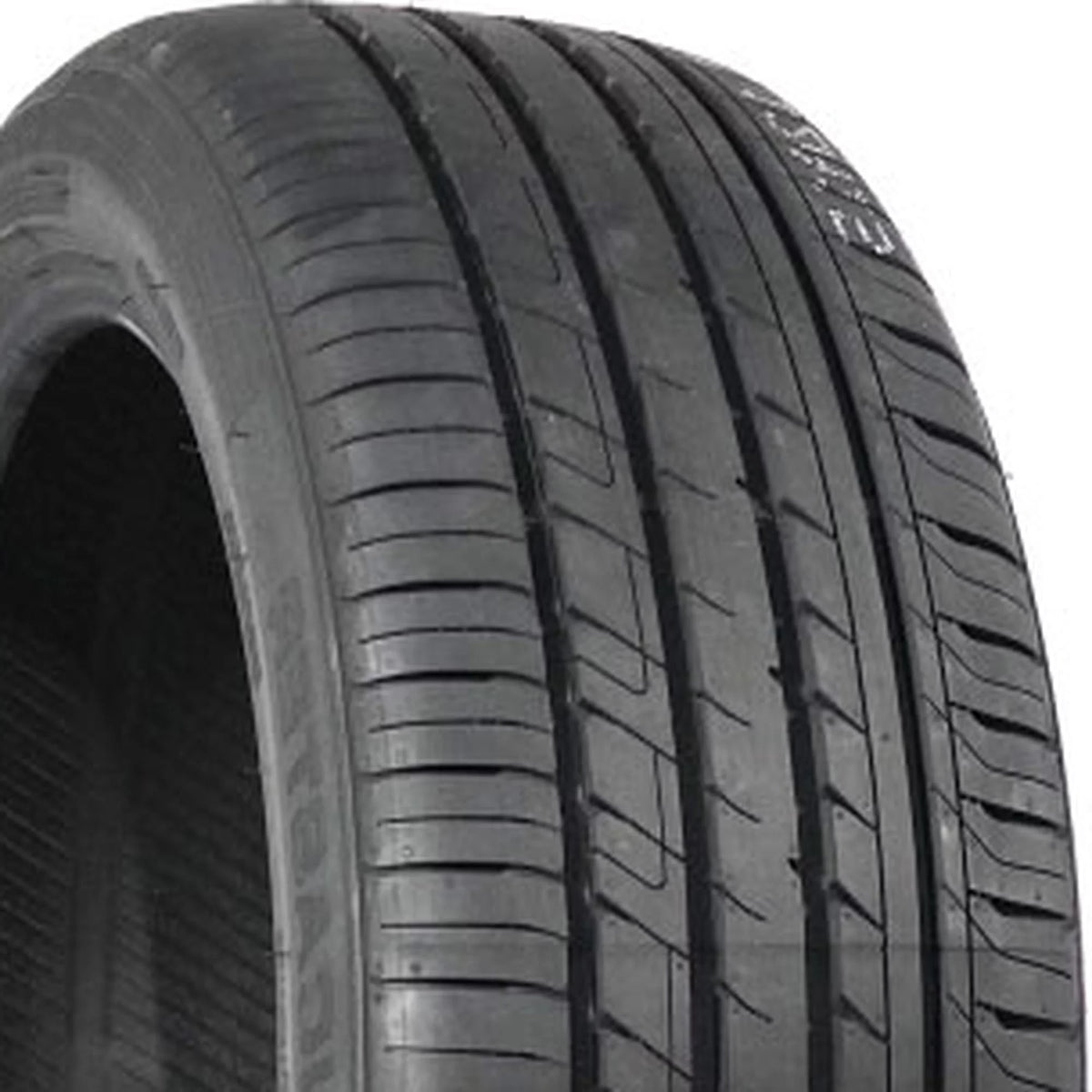 All Season 235/50ZR18 101W XL Passenger Tire Q677953