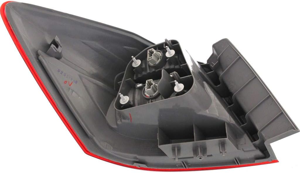 Passenger Side Tail Light Assembly for Honda Accord Sedan 2013 2015 I10024