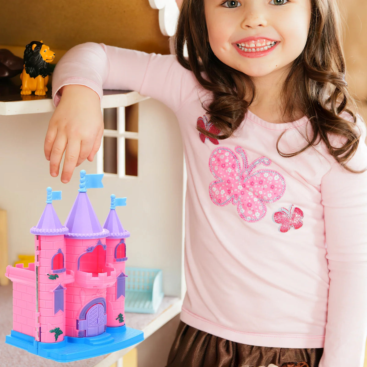 Plastic Castle Toy Dollhouse Miniature B6831
