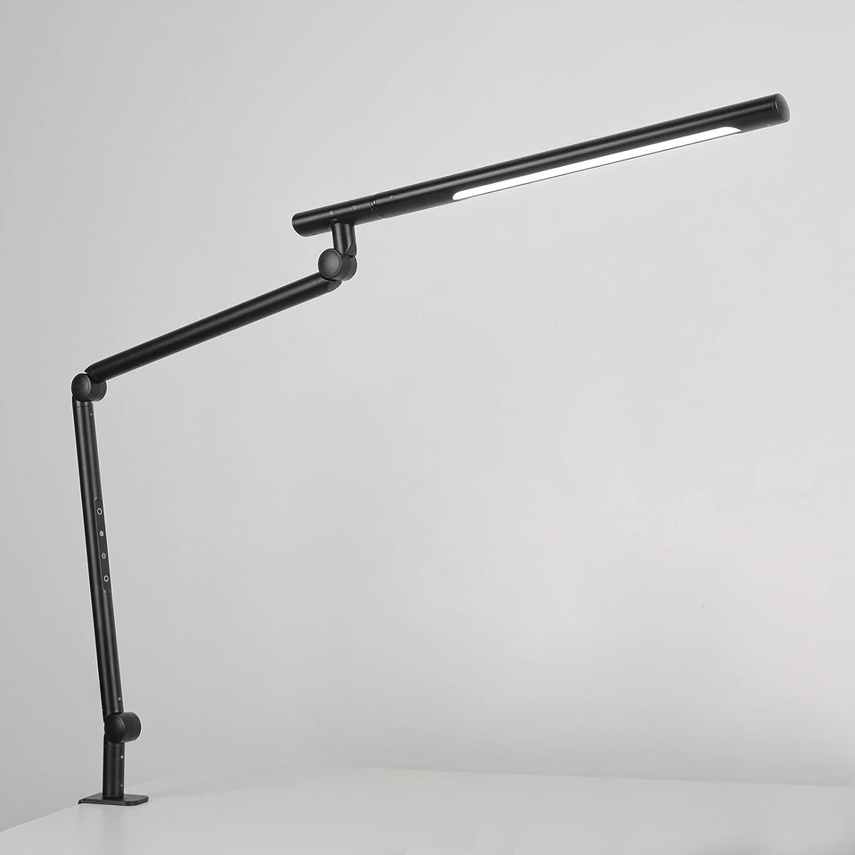 LED Desk Lamp with Clamp, 5 Brightness & Adjustable Color Temperature, 12W O903888