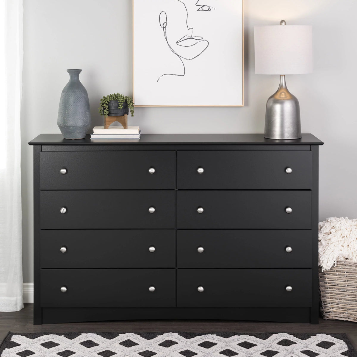 Black 8 Drawer Dresser Y437