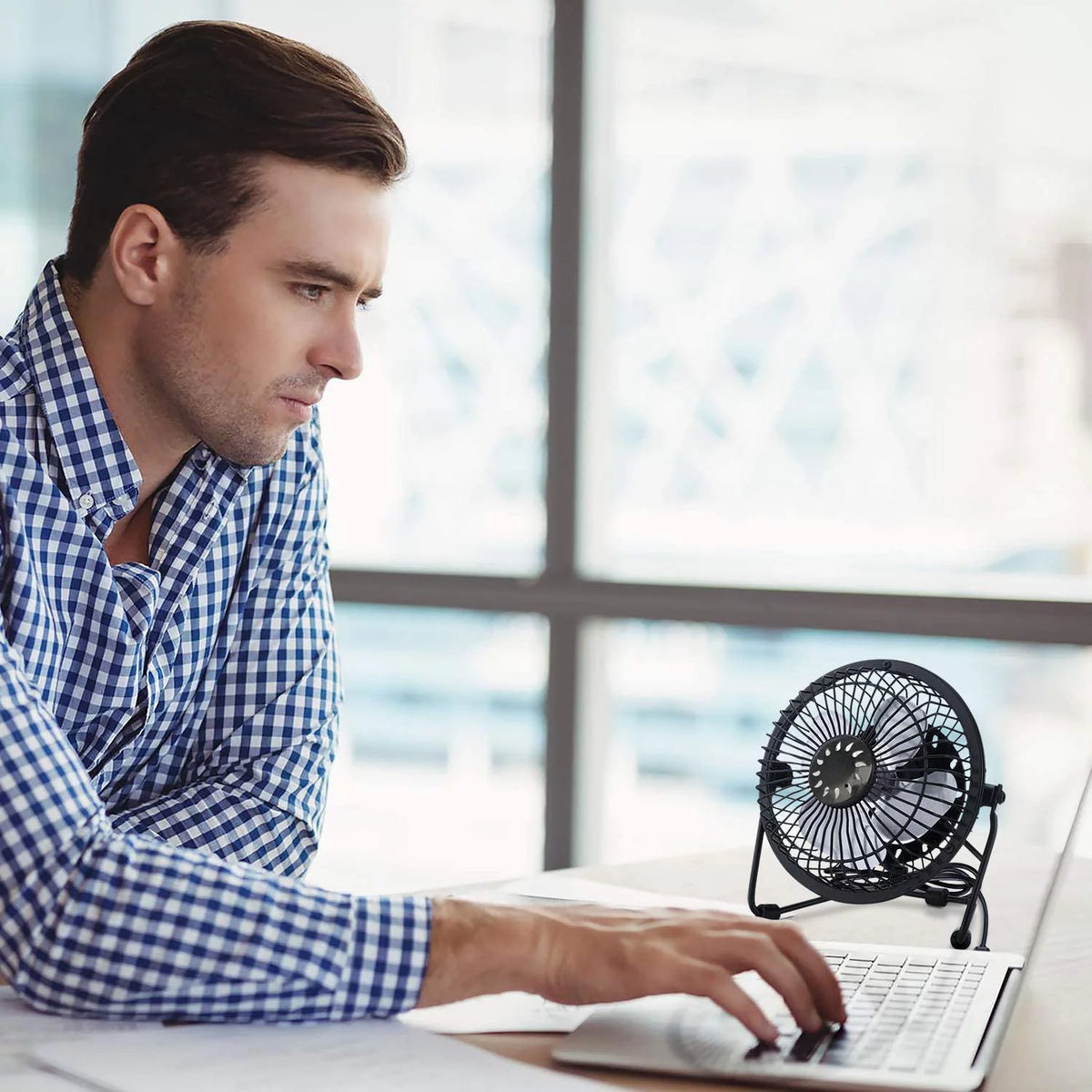6 Inch Table Fan, Black E95555